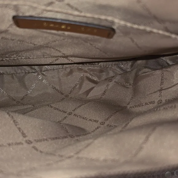 Michael Kors OutletJet Set Travel Large Logo Messenger Bag NWOT - Picture 13 of 16